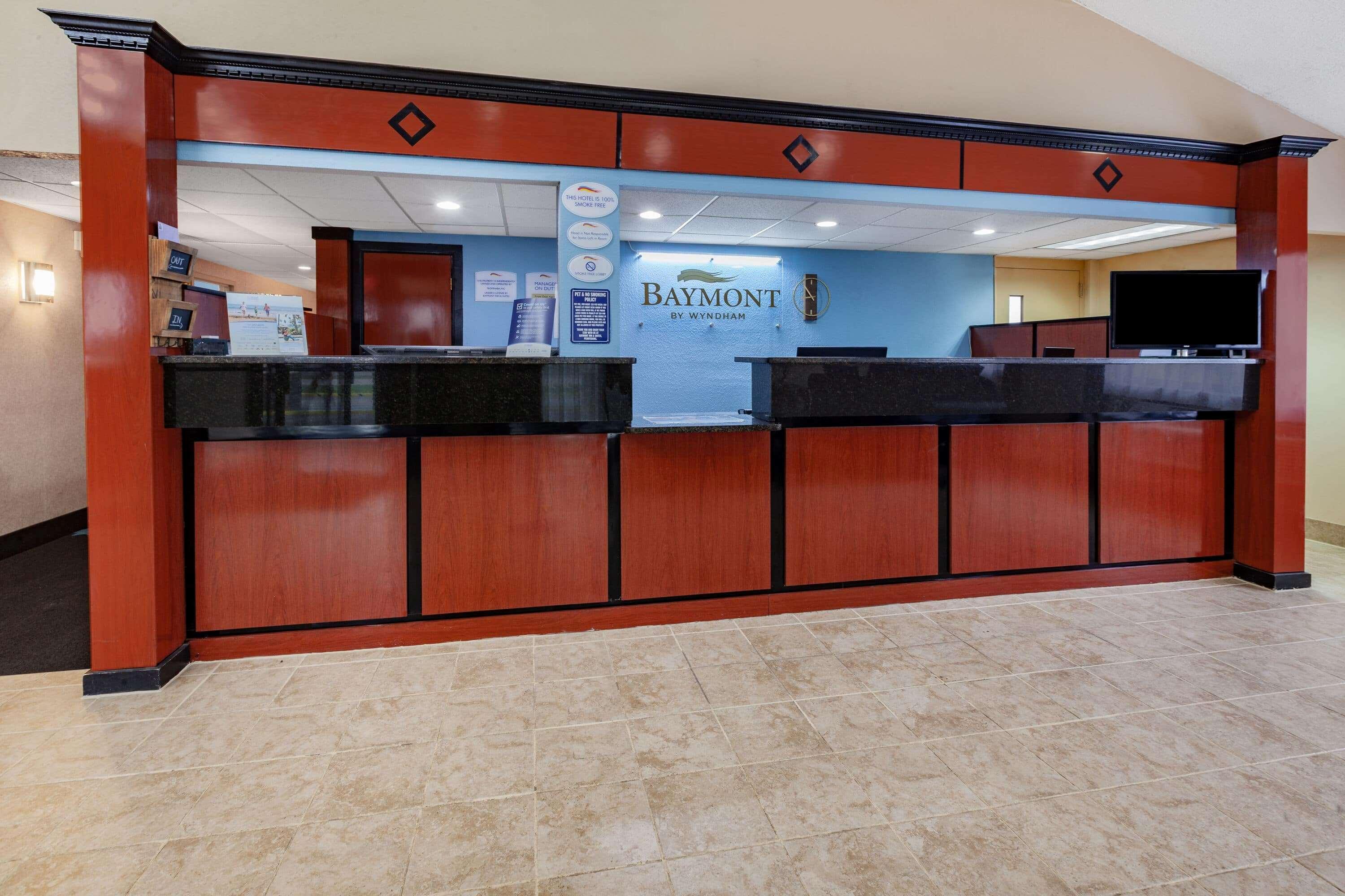 Отель Baymont By Wyndham Perrysburg-Toledo Экстерьер фото